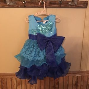 *NWT* Toddler Dress